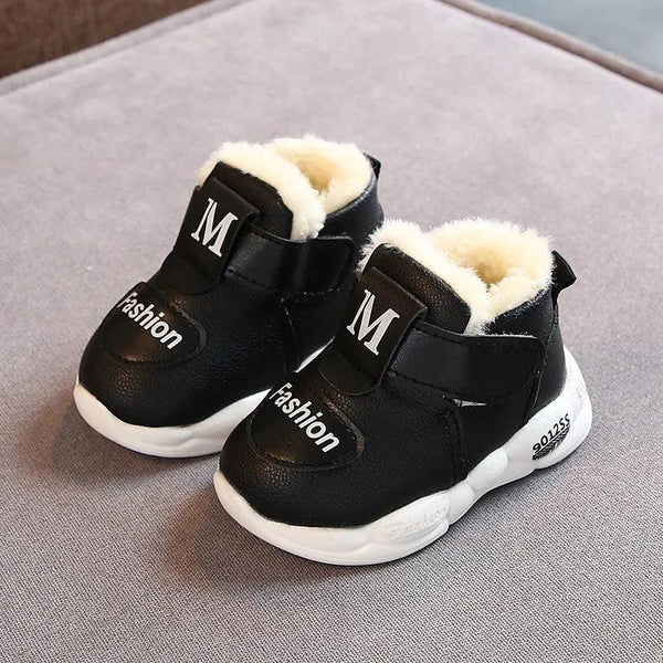 Plush Winter Baby Sneakers - Tiny Details